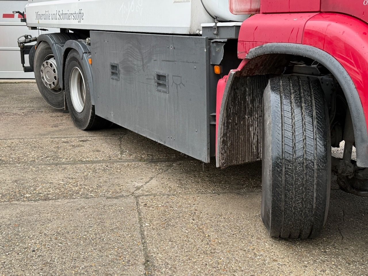 Fahrzeugabbildung MAN TGA + Esterer Tankzug