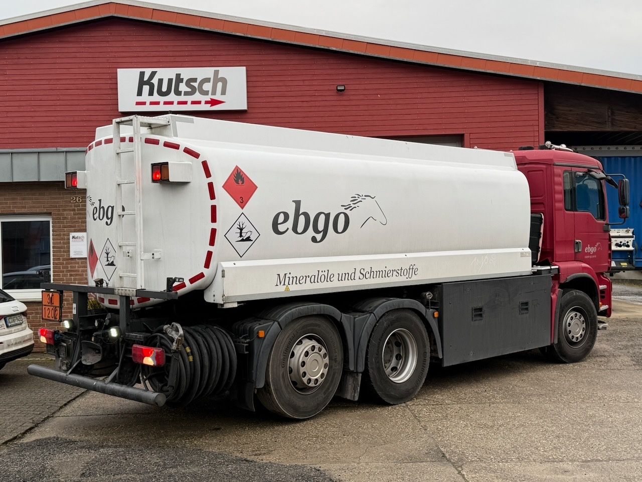 Fahrzeugabbildung MAN TGA + Esterer Tankzug