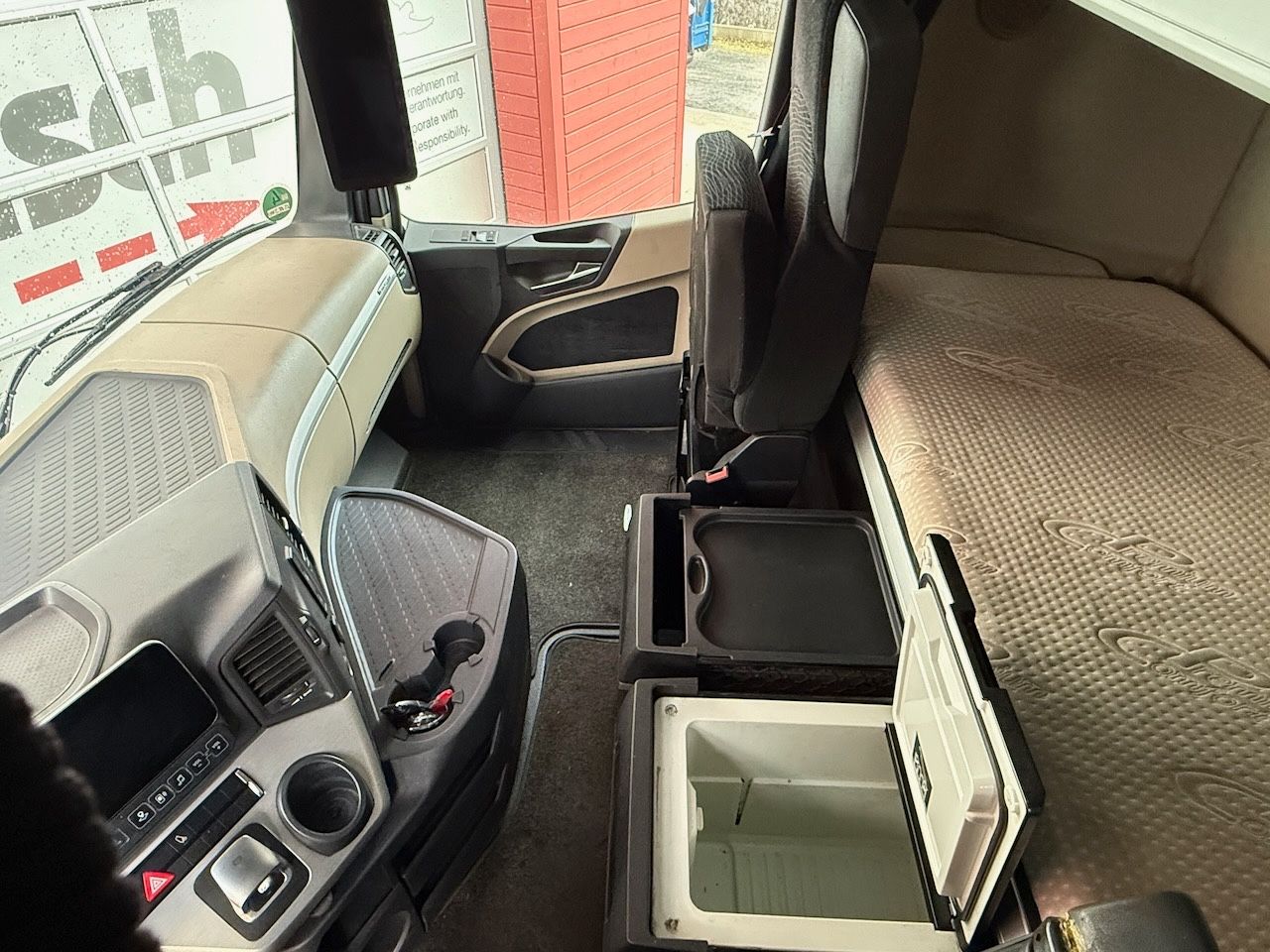 Fahrzeugabbildung Mercedes-Benz MB 2551LL Actros 5 + Krone Anhänger