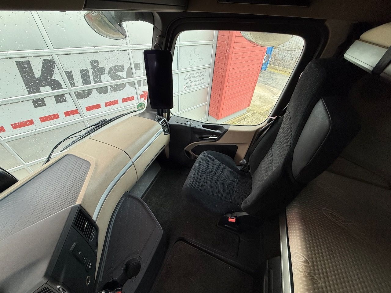 Fahrzeugabbildung Mercedes-Benz MB 2551LL Actros 5 + Krone Anhänger