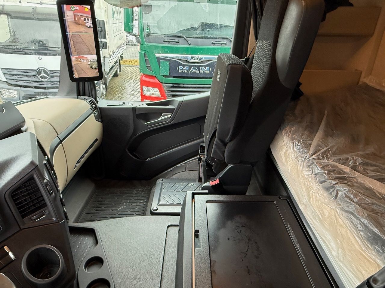 Fahrzeugabbildung Mercedes-Benz MB 2546LL Actros 5 BDF 6x2/2 L/nR Jumbo