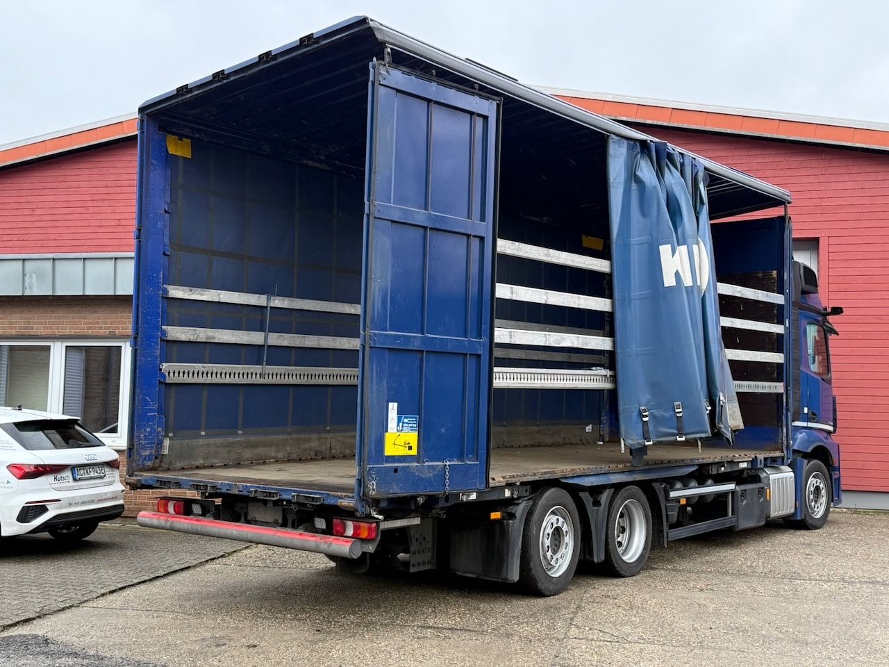 Fahrzeugabbildung Mercedes-Benz MB 2546LL Actros 5 BDF 6x2/2 L/nR Jumbo