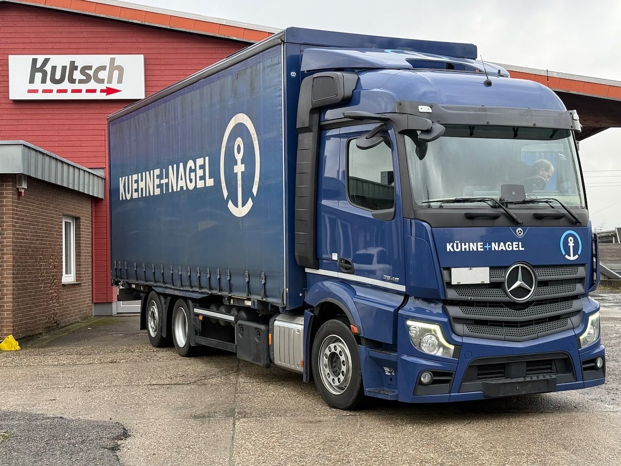 Fahrzeugabbildung Mercedes-Benz MB 2546LL Actros 5 BDF 6x2/2 L/nR Jumbo