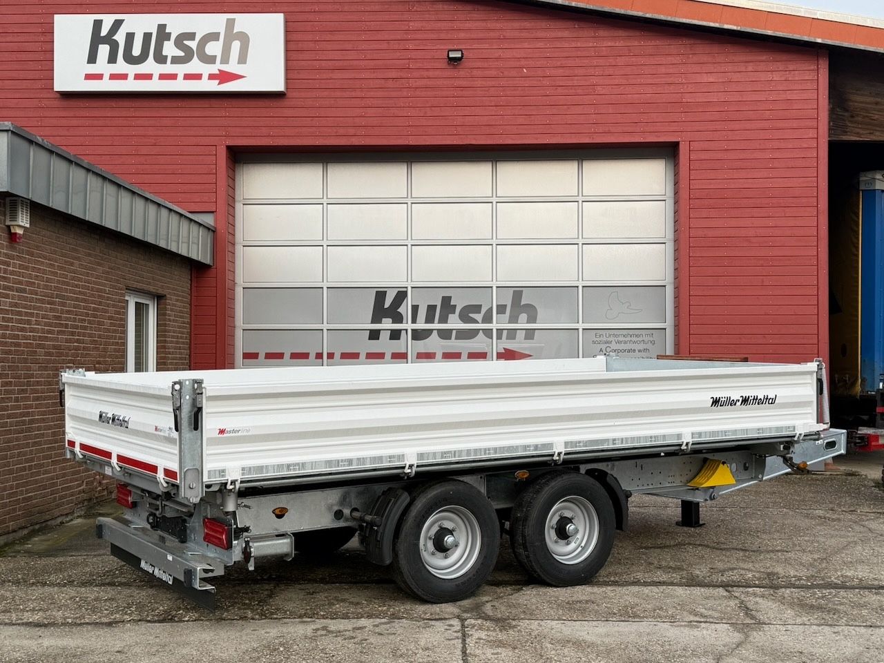 Fahrzeugabbildung Müller-Mitteltal KA-TA-R 11,9 Dreiseiten-Kipper mit Rampen