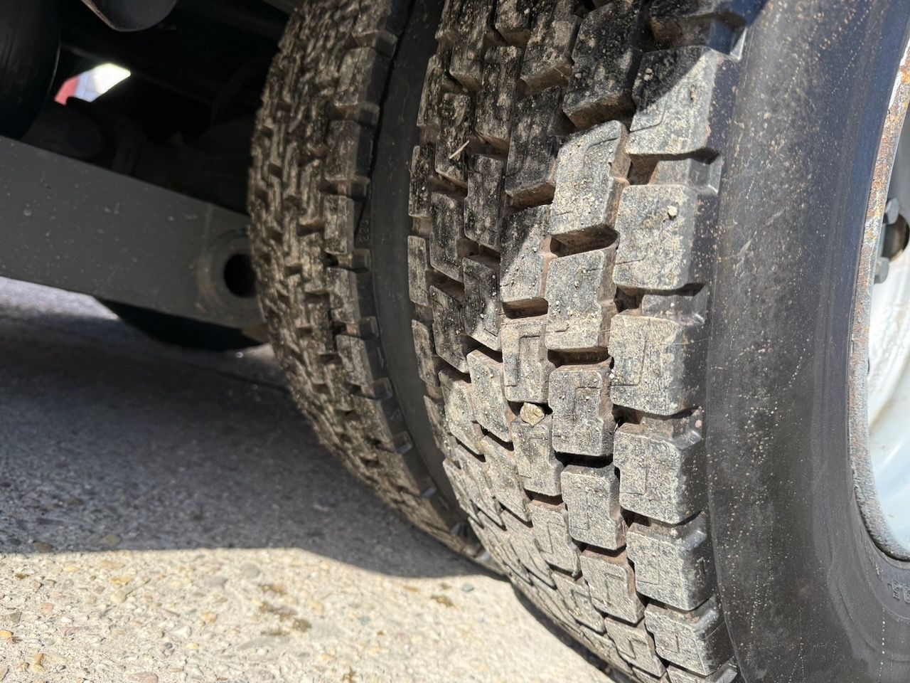 Fahrzeugabbildung Mercedes-Benz 1230L Atego Koffer/Lbw., 8,15m Koffer, EURO 6E