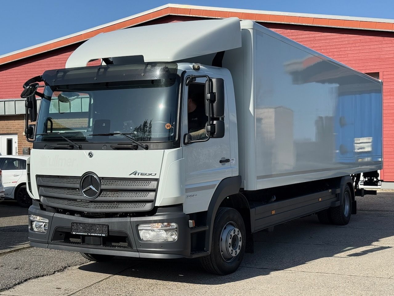 Fahrzeugabbildung Mercedes-Benz 1230L Atego Koffer/Lbw., 8,15m Koffer, EURO 6E