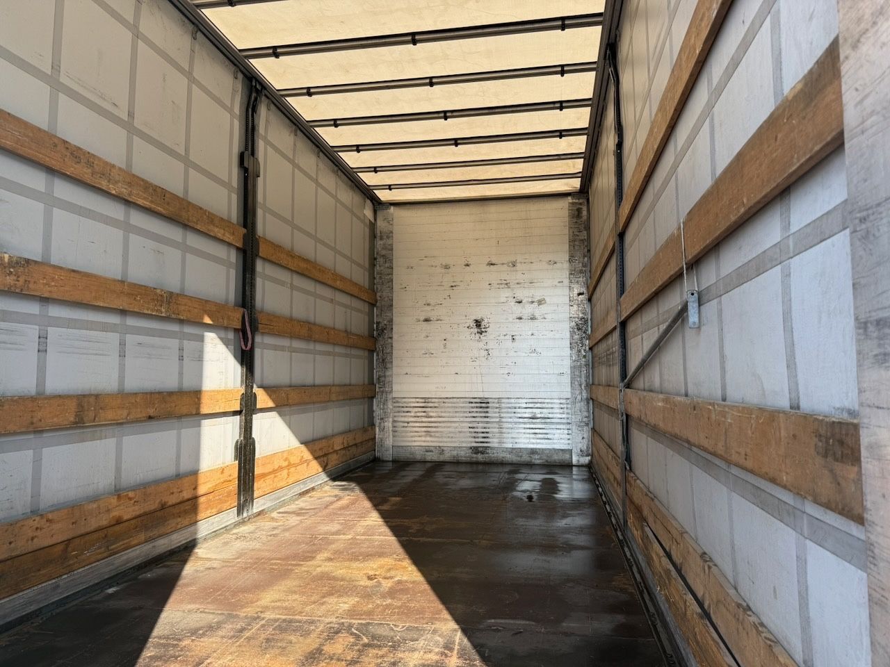 Fahrzeugabbildung MAN TGL 12.250 + Anhänger - durchladbar