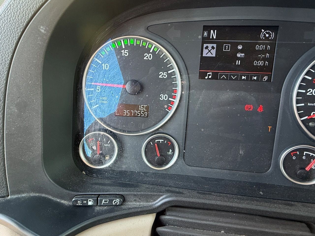 Fahrzeugabbildung MAN TGL 12.250 + Anhänger - durchladbar