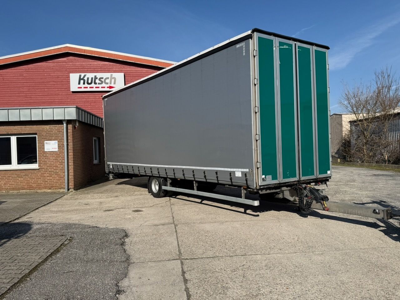 Fahrzeugabbildung MAN TGL 12.250 + Anhänger - durchladbar