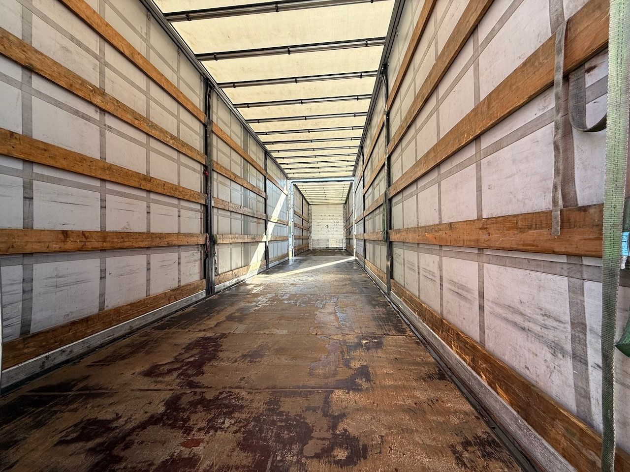 Fahrzeugabbildung MAN TGL 12.250 + Anhänger - durchladbar