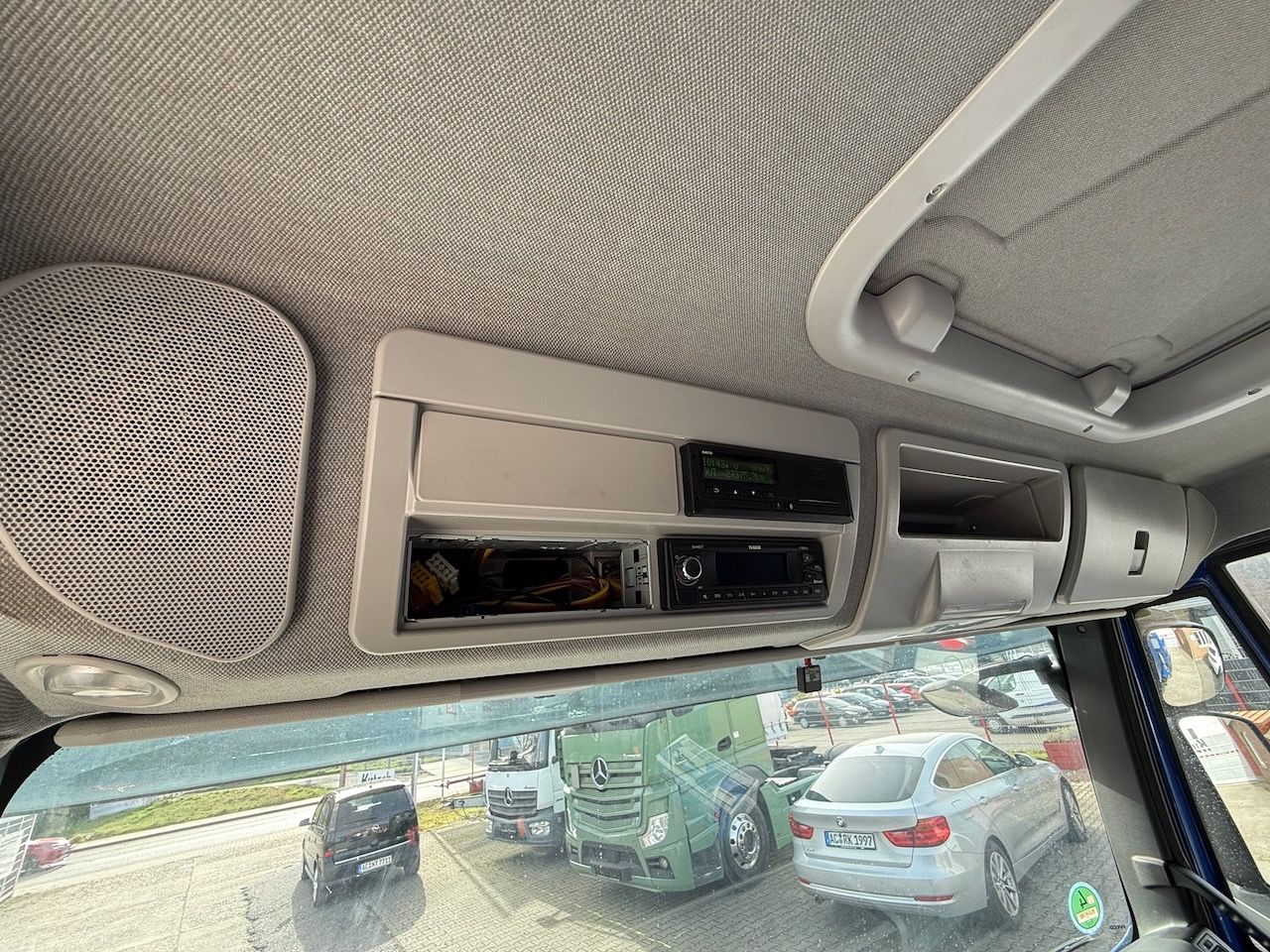 Fahrzeugabbildung Iveco 160E32 /4x2/ Kipper nur 27.000km, AHK mit Hydr.