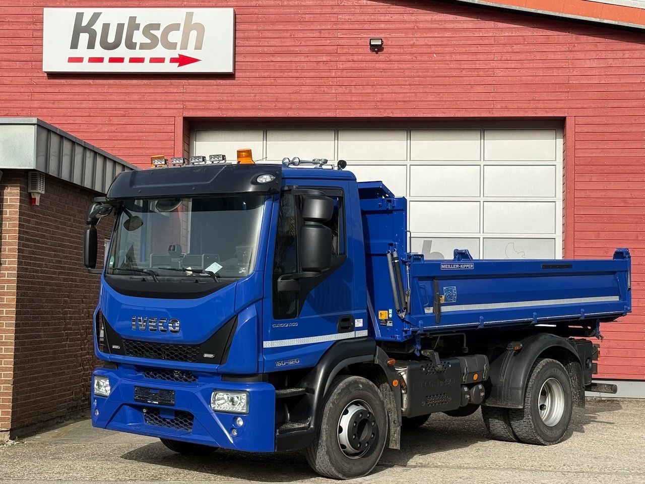 Fahrzeugabbildung Iveco 160E32 /4x2/ Kipper nur 27.000km, AHK mit Hydr.