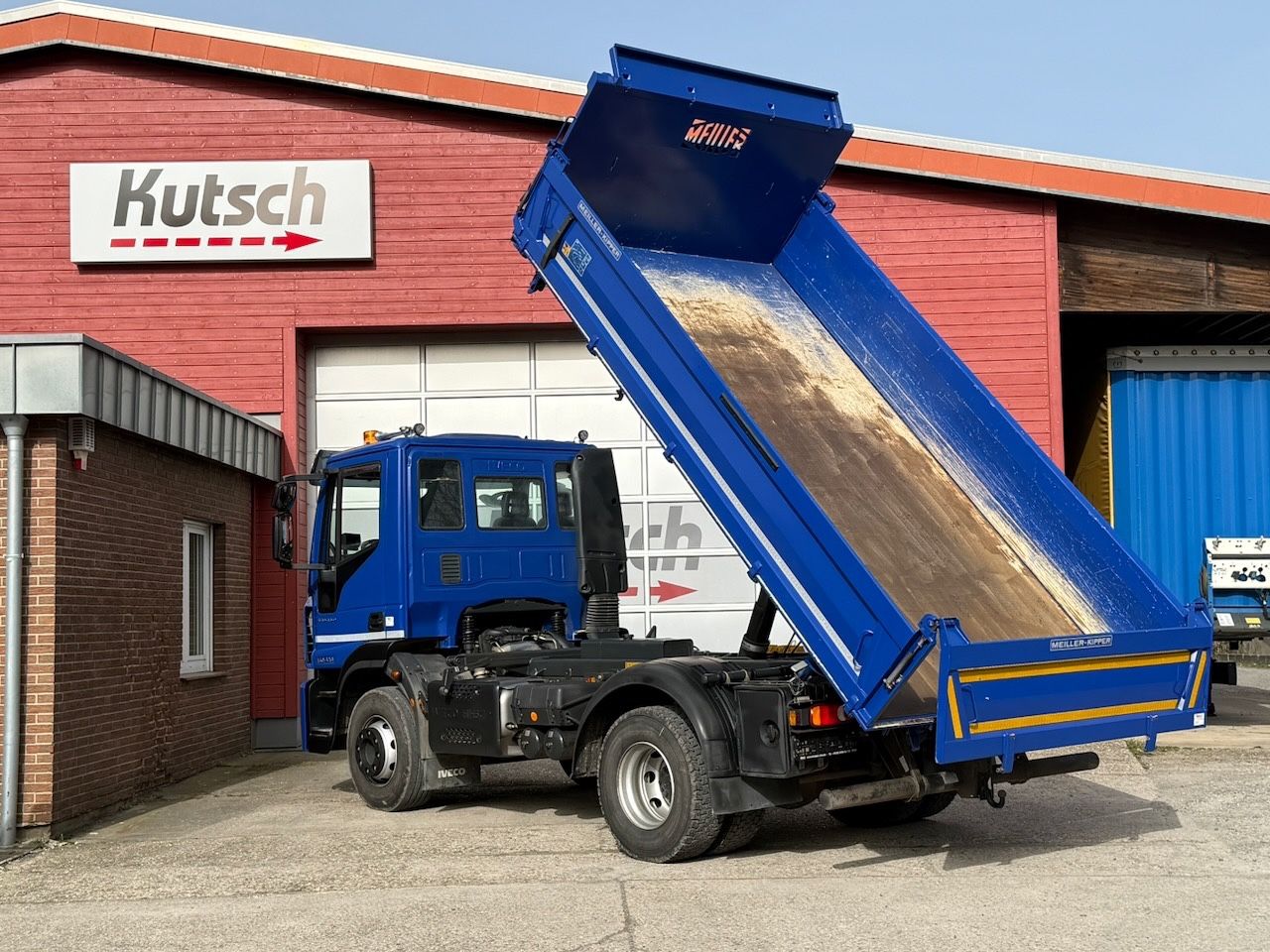 Fahrzeugabbildung Iveco 160E32 /4x2/ Kipper nur 27.000km, AHK mit Hydr.