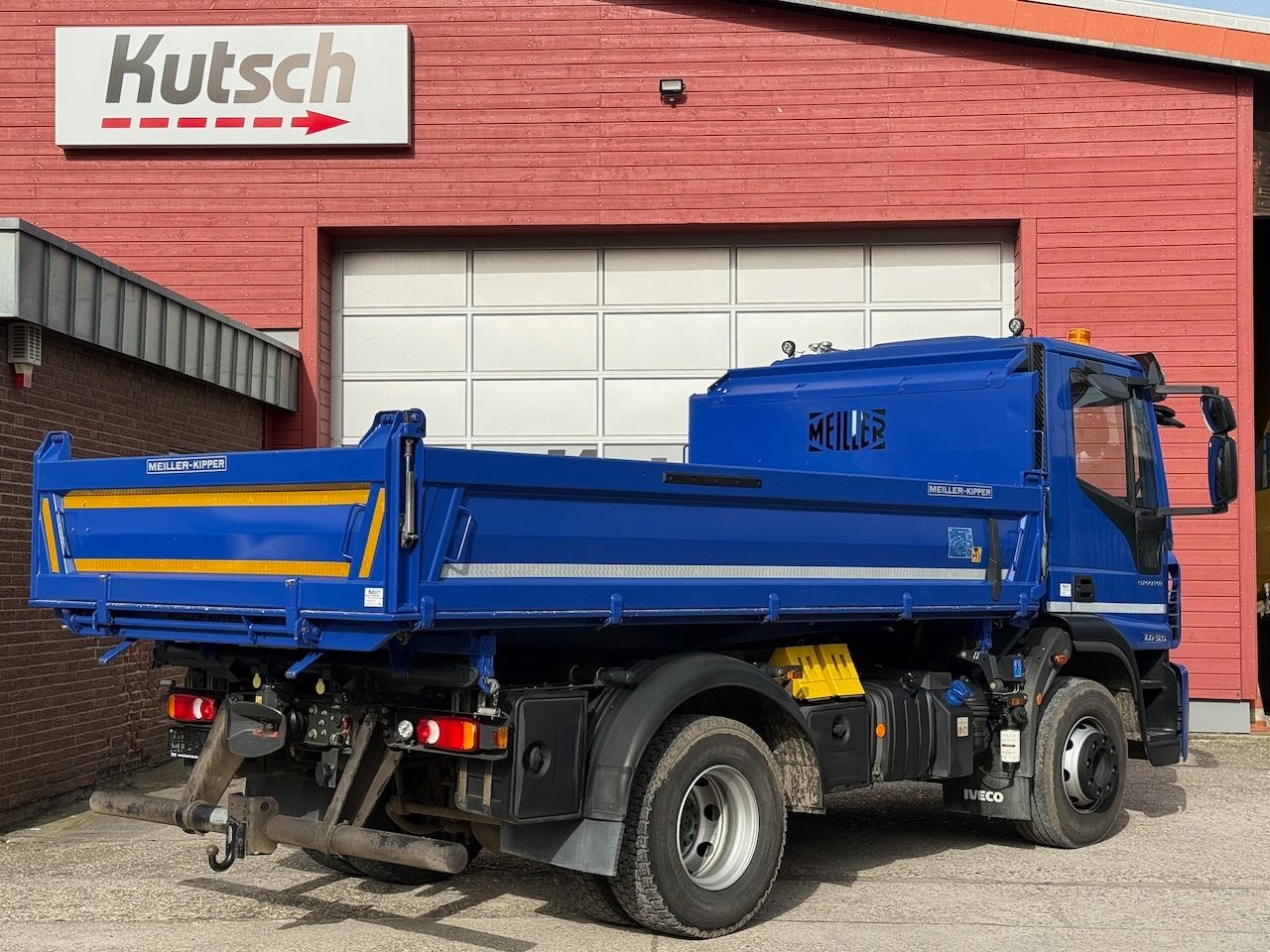 Fahrzeugabbildung Iveco 160E32 /4x2/ Kipper nur 27.000km, AHK mit Hydr.