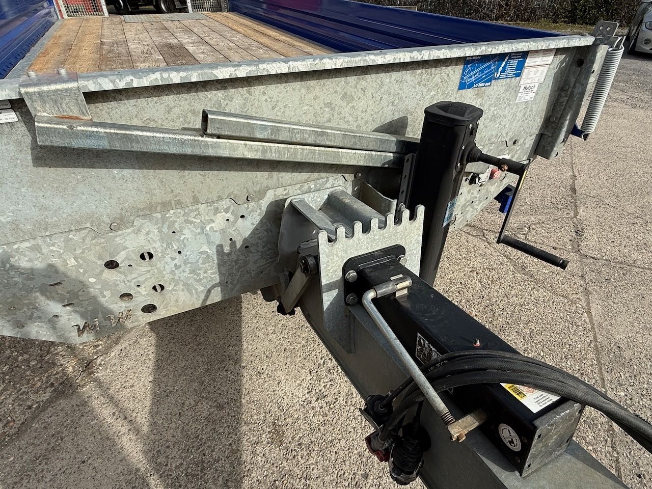 Fahrzeugabbildung Müller-Mitteltal Etütar 14,4 Tieflader mit Rampen