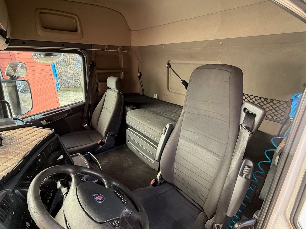 Fahrzeugabbildung Scania G 450 6x2/2 Baustoff + Kran Atlas 186.3