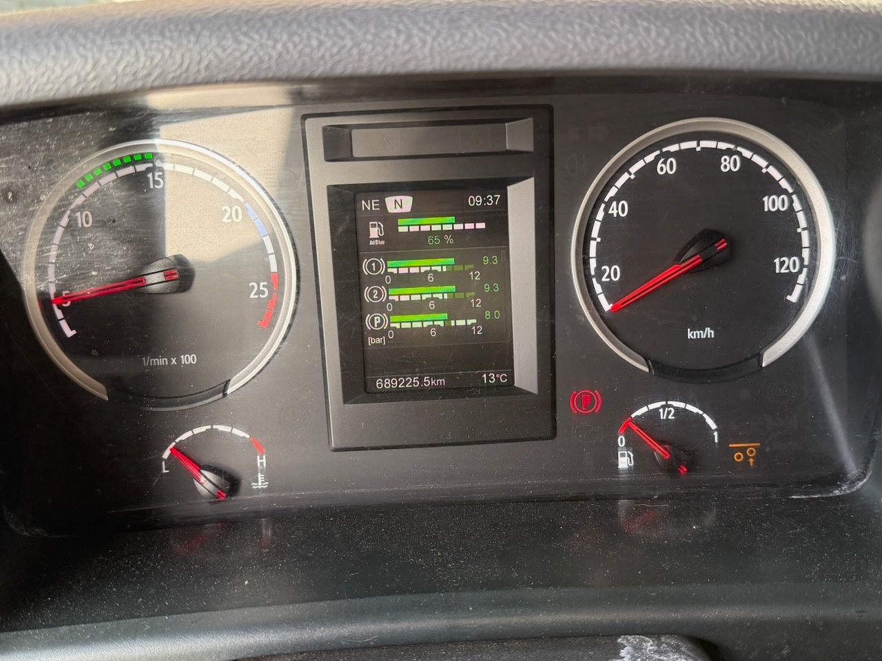 Fahrzeugabbildung Scania G 450 6x2/2 Baustoff + Kran Atlas 186.3