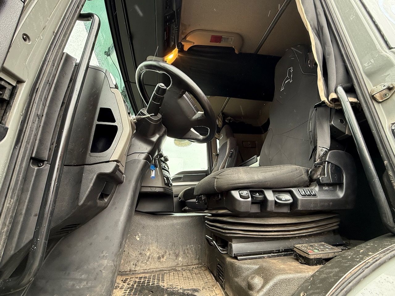 Fahrzeugabbildung MAN TGS 33.510 6x4 BL Langholzzug Loglift 251S