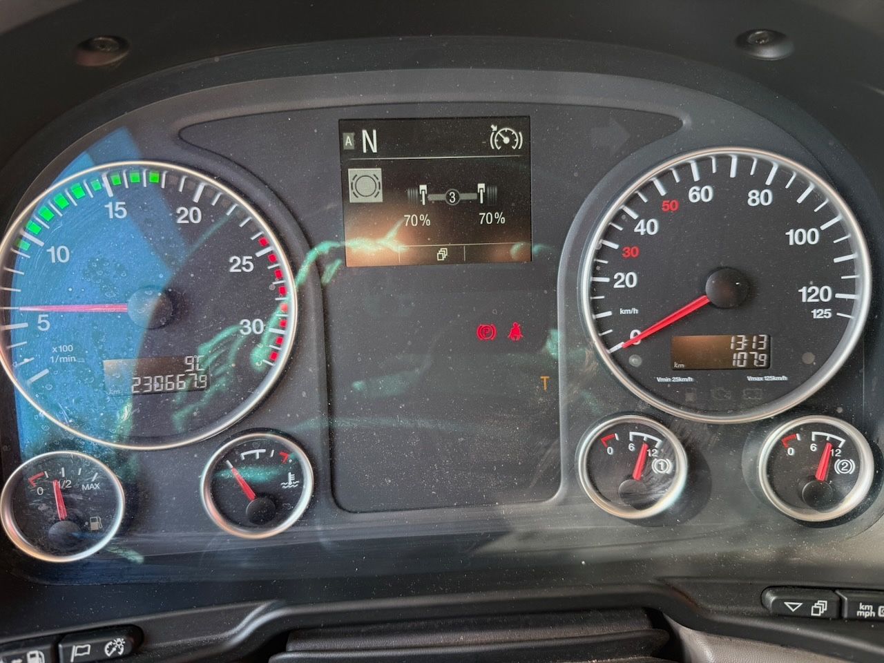 Fahrzeugabbildung MAN TGS 26.430 BL 6x2/2 Plateau, Lenk Lift