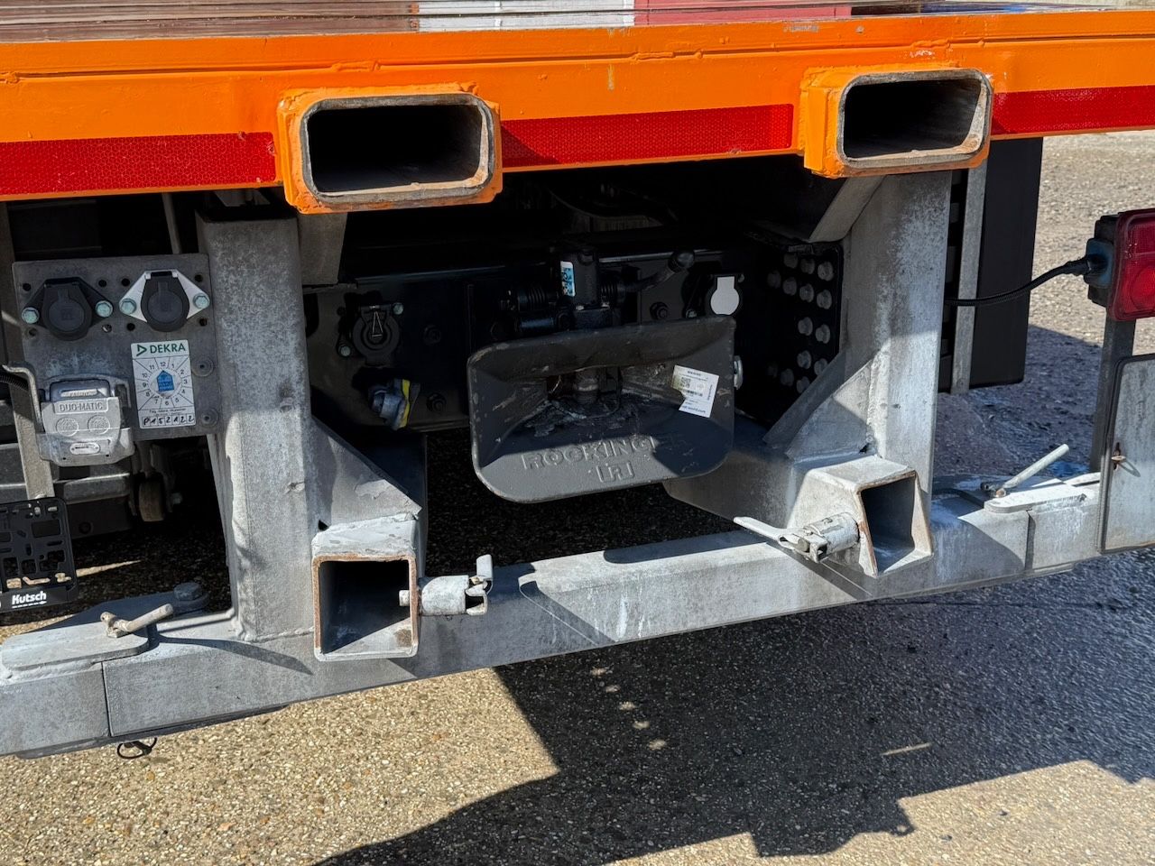 Fahrzeugabbildung MAN TGS 26.430 BL 6x2/2 Plateau, Lenk Lift