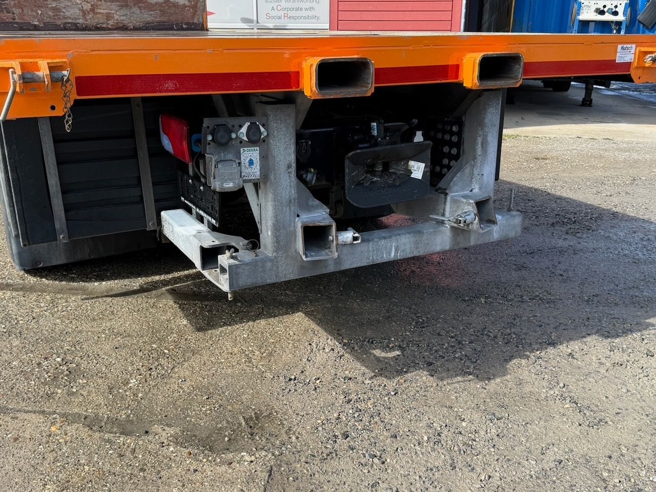 Fahrzeugabbildung MAN TGS 26.430 BL 6x2/2 Plateau, Lenk Lift