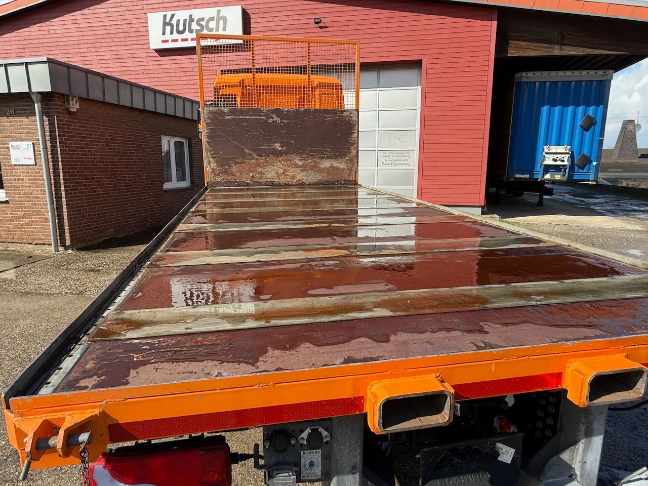 Fahrzeugabbildung MAN TGS 26.430 BL 6x2/2 Plateau, Lenk Lift