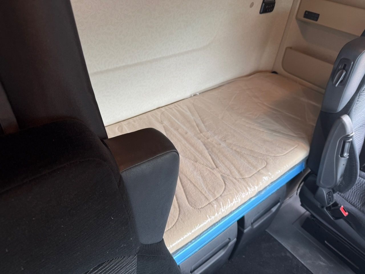 Fahrzeugabbildung Mercedes-Benz 1851 LLS Actros 5, Hydraulik, Mirror Cam, ACC