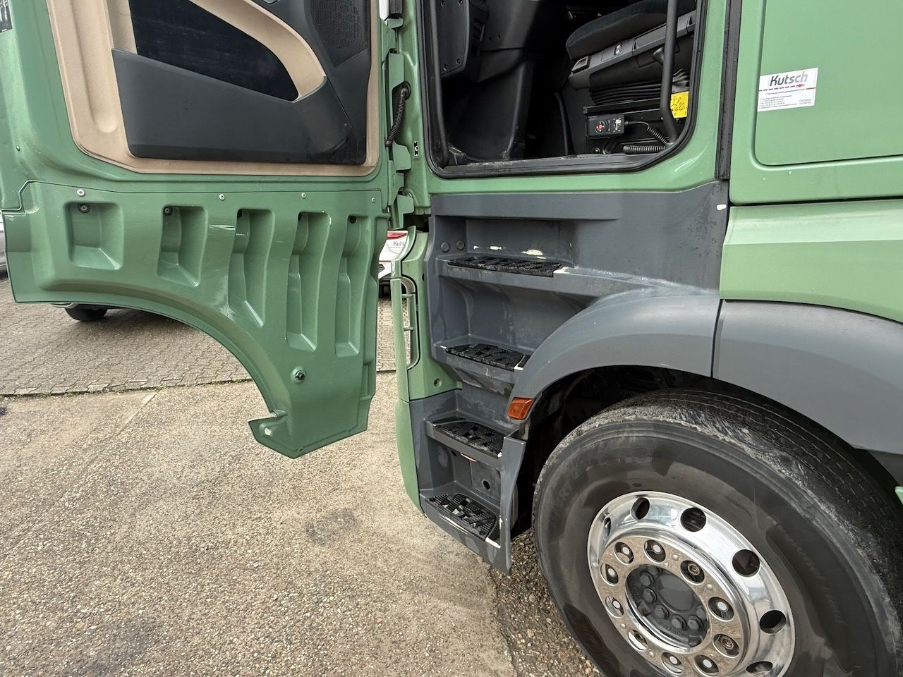 Fahrzeugabbildung Mercedes-Benz 1851 LLS Actros 5, Hydraulik, Mirror Cam, ACC