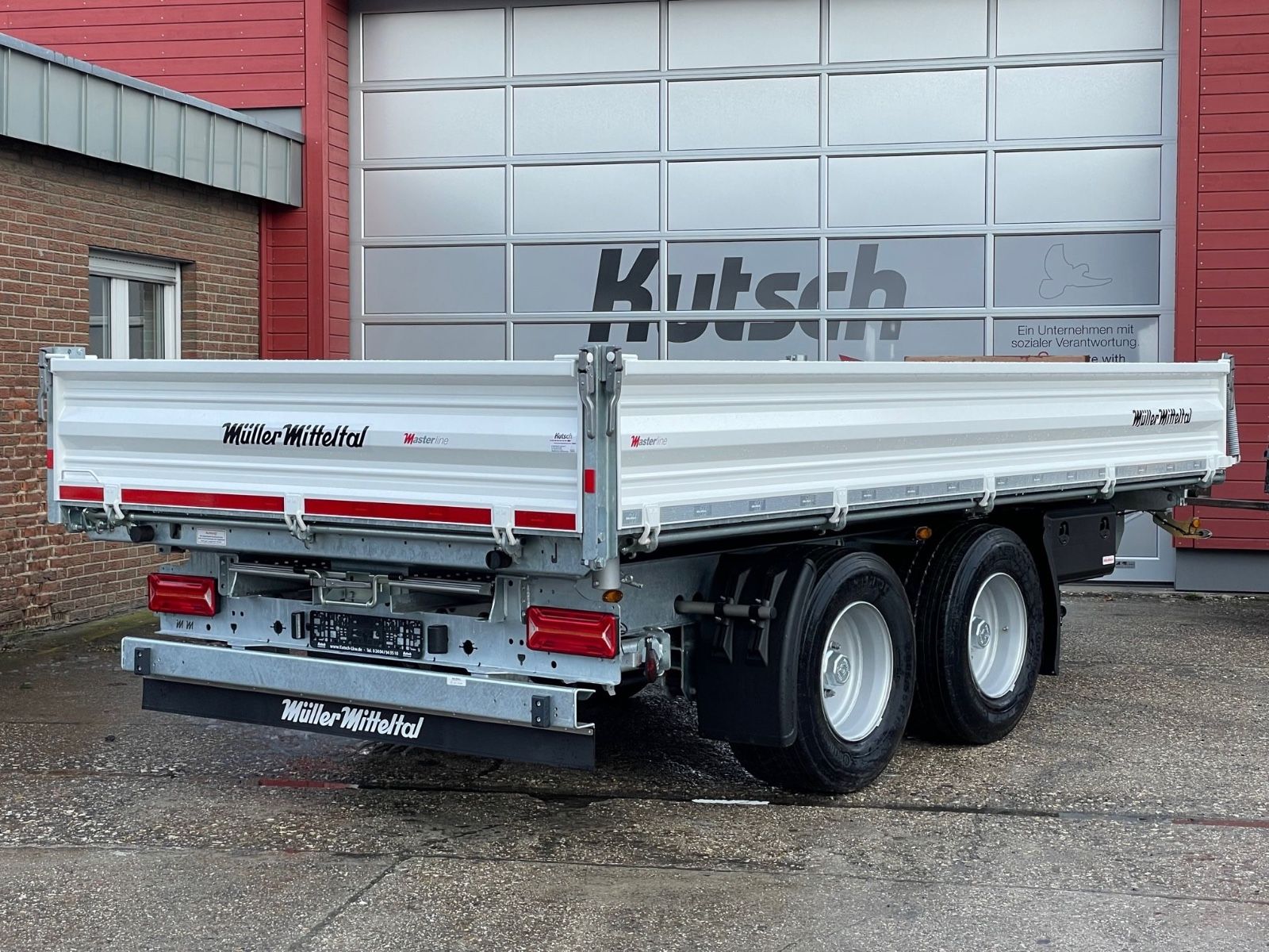 Fahrzeugabbildung Müller-Mitteltal KA-TA-R 14,4 Breitreifen, Rampen