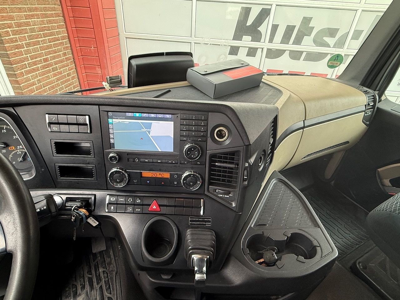 Fahrzeugabbildung Mercedes-Benz 1842 LS Actros