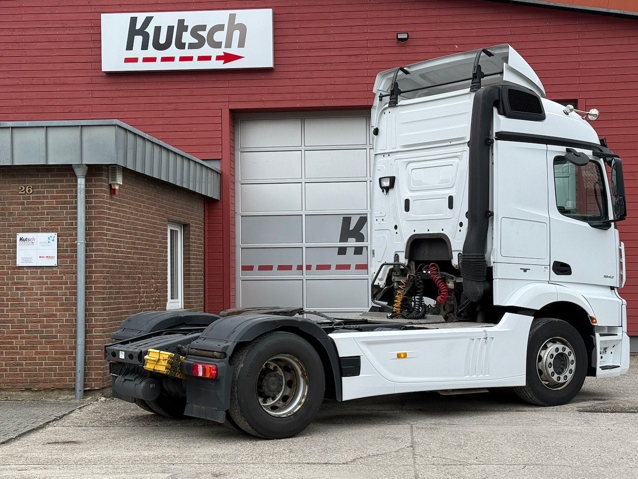 Fahrzeugabbildung Mercedes-Benz 1842 LS Actros