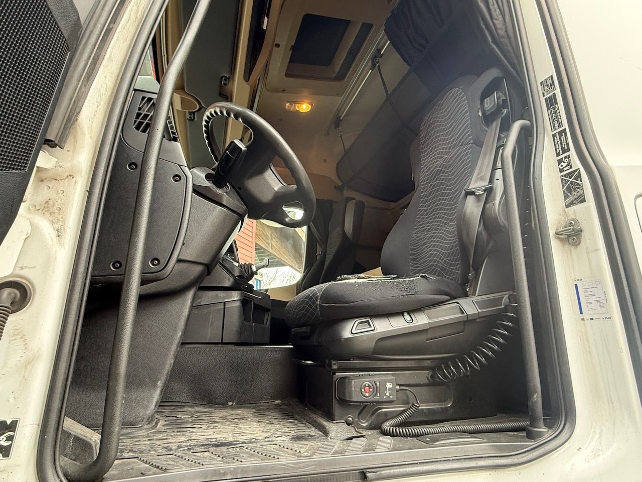 Fahrzeugabbildung Mercedes-Benz 1842 LS Actros