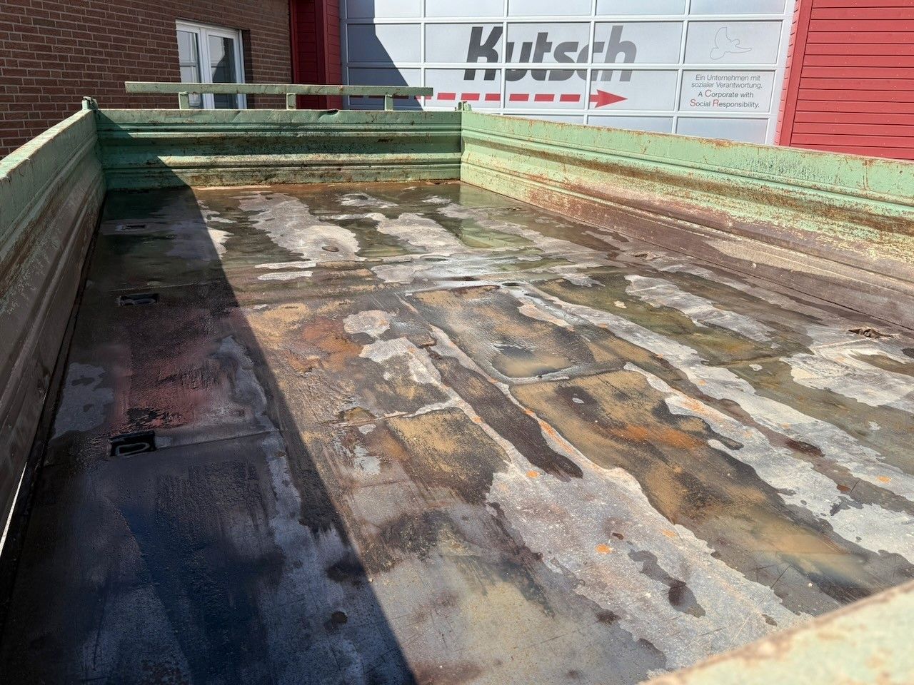 Fahrzeugabbildung Müller-Mitteltal 3 Seiten Kipper mit Rampen