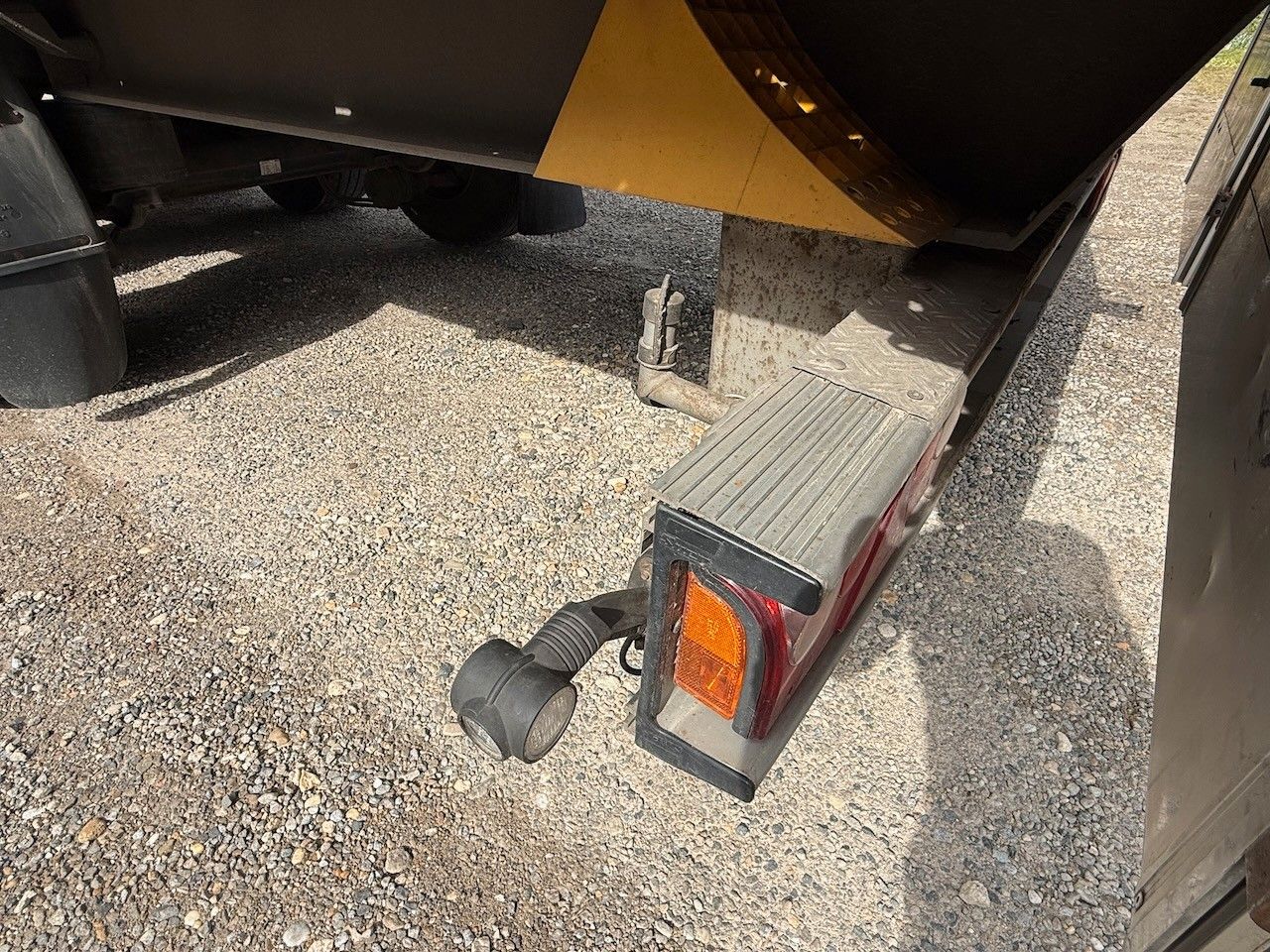 Fahrzeugabbildung Andere GLORIA 36SA für Stahltransporte, Edscha