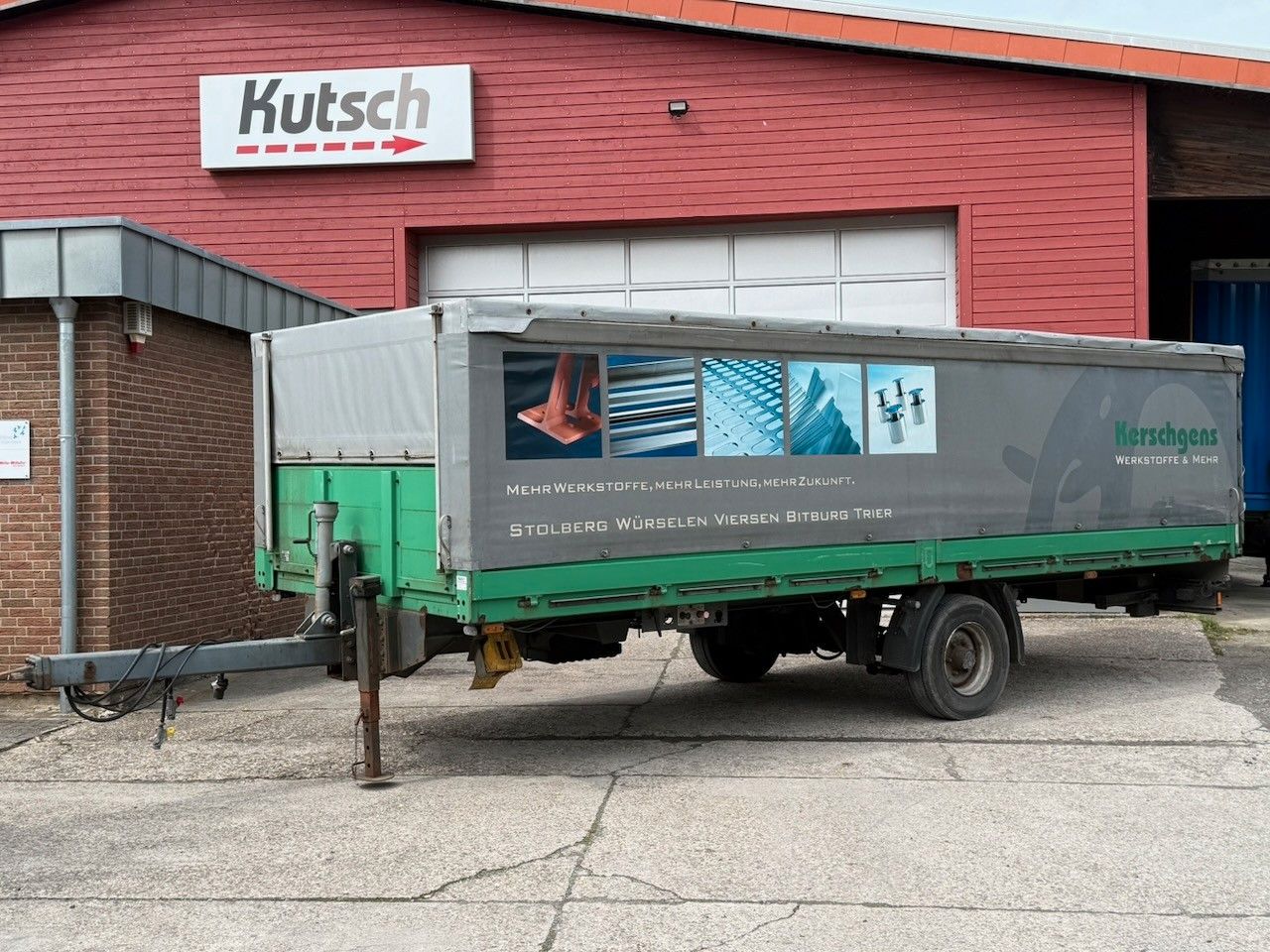 Fahrzeugabbildung Ackermann 1achs Pritsche - Edscha, Schiebeplane