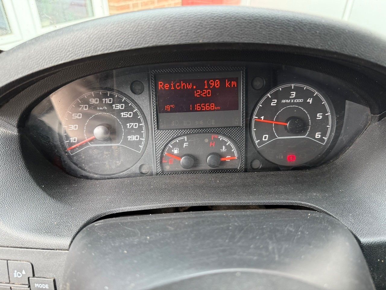 Fahrzeugabbildung Citroën Jumper 3 Seiten Kipper mit Standheizung