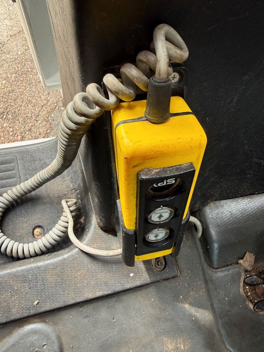 Fahrzeugabbildung Citroën Jumper 3 Seiten Kipper mit Standheizung