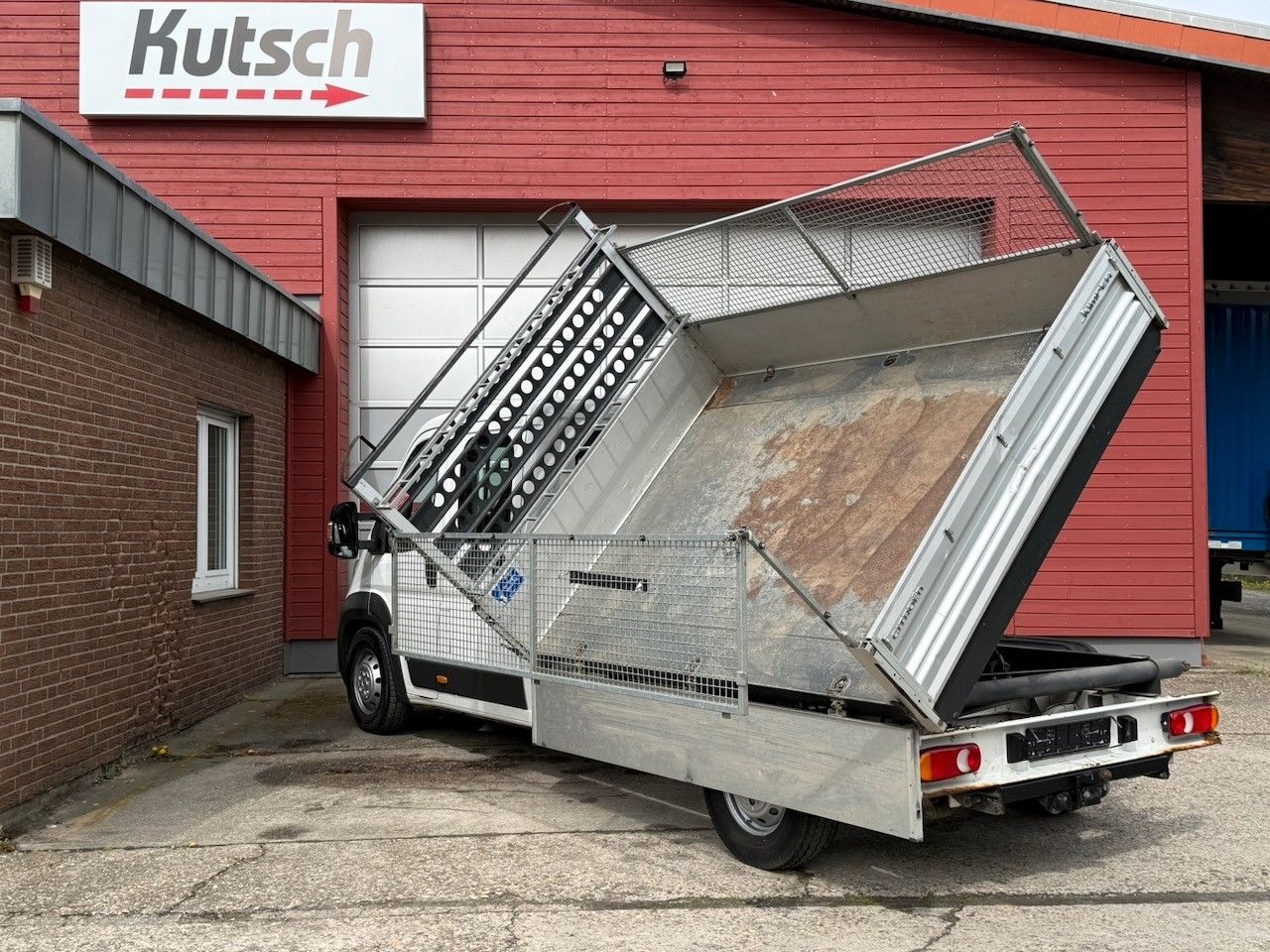 Fahrzeugabbildung Citroën Jumper 3 Seiten Kipper mit Standheizung