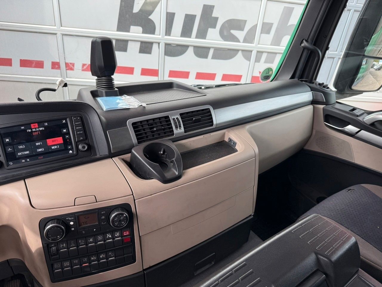 Fahrzeugabbildung MAN TGS 26.420 LL 6x2/2 Pritsche, Edscha, Lenk,