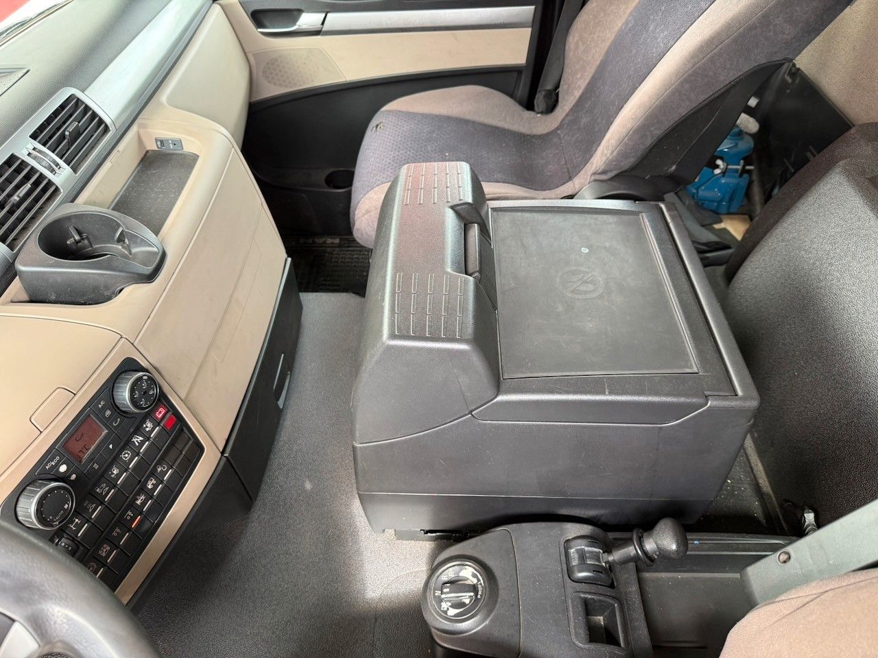 Fahrzeugabbildung MAN TGS 26.420 LL 6x2/2 Pritsche, Edscha, Lenk,