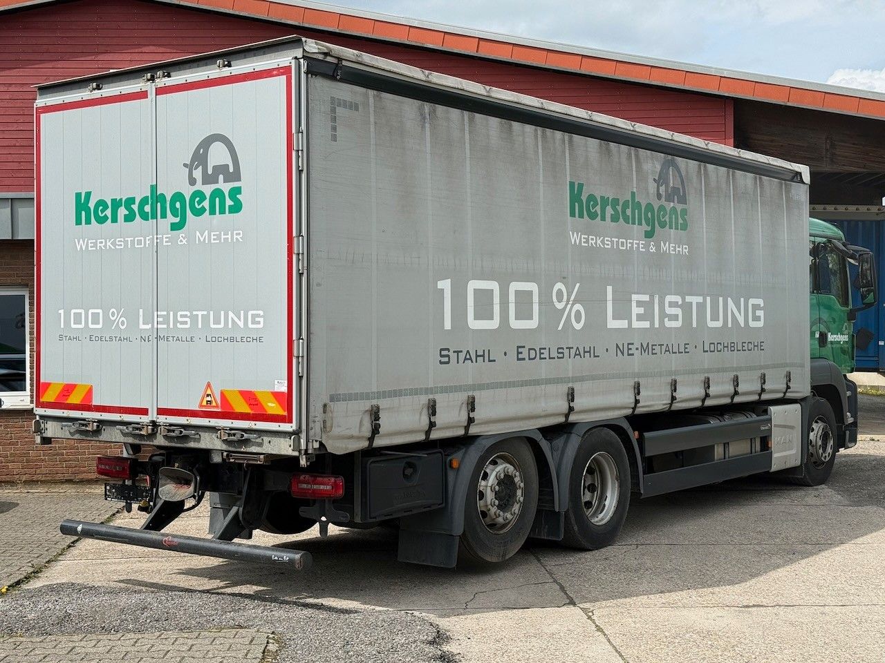 Fahrzeugabbildung MAN TGS 26.420 LL 6x2/2 Pritsche, Edscha, Lenk,