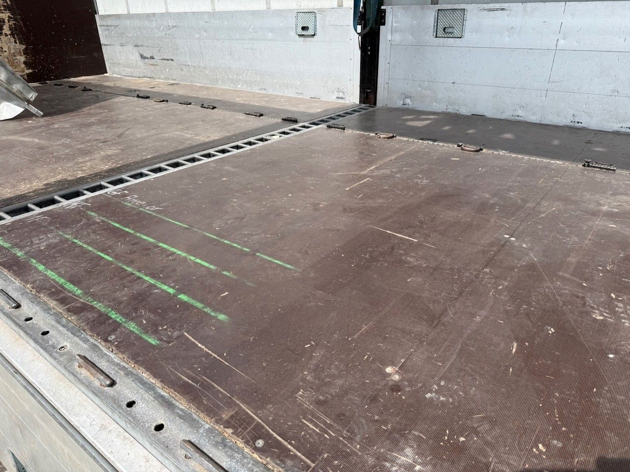 Fahrzeugabbildung MAN TGS 26.420 LL 6x2/2 Pritsche, Edscha, Lenk,