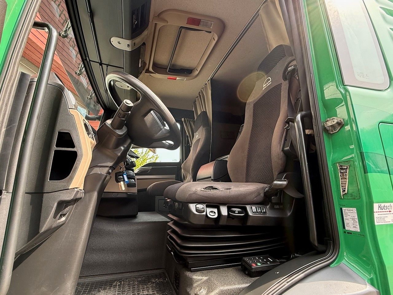 Fahrzeugabbildung MAN TGS 18.320LL Pritsche,