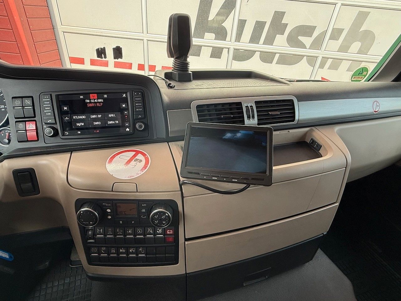 Fahrzeugabbildung MAN TGS 18.320LL Pritsche,