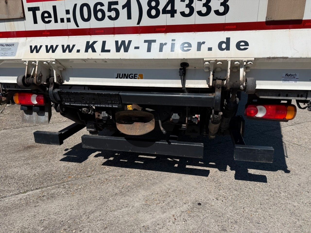 Fahrzeugabbildung Renault Midlum D12-240 Pritsche/Lbw., Protect