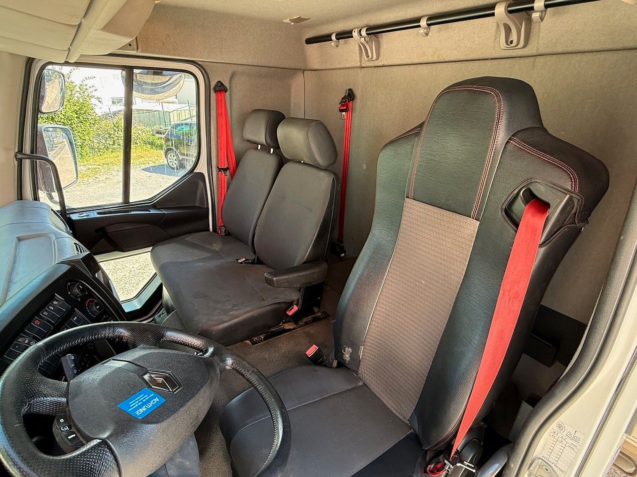 Fahrzeugabbildung Renault Midlum D12-240 Pritsche/Lbw., Protect