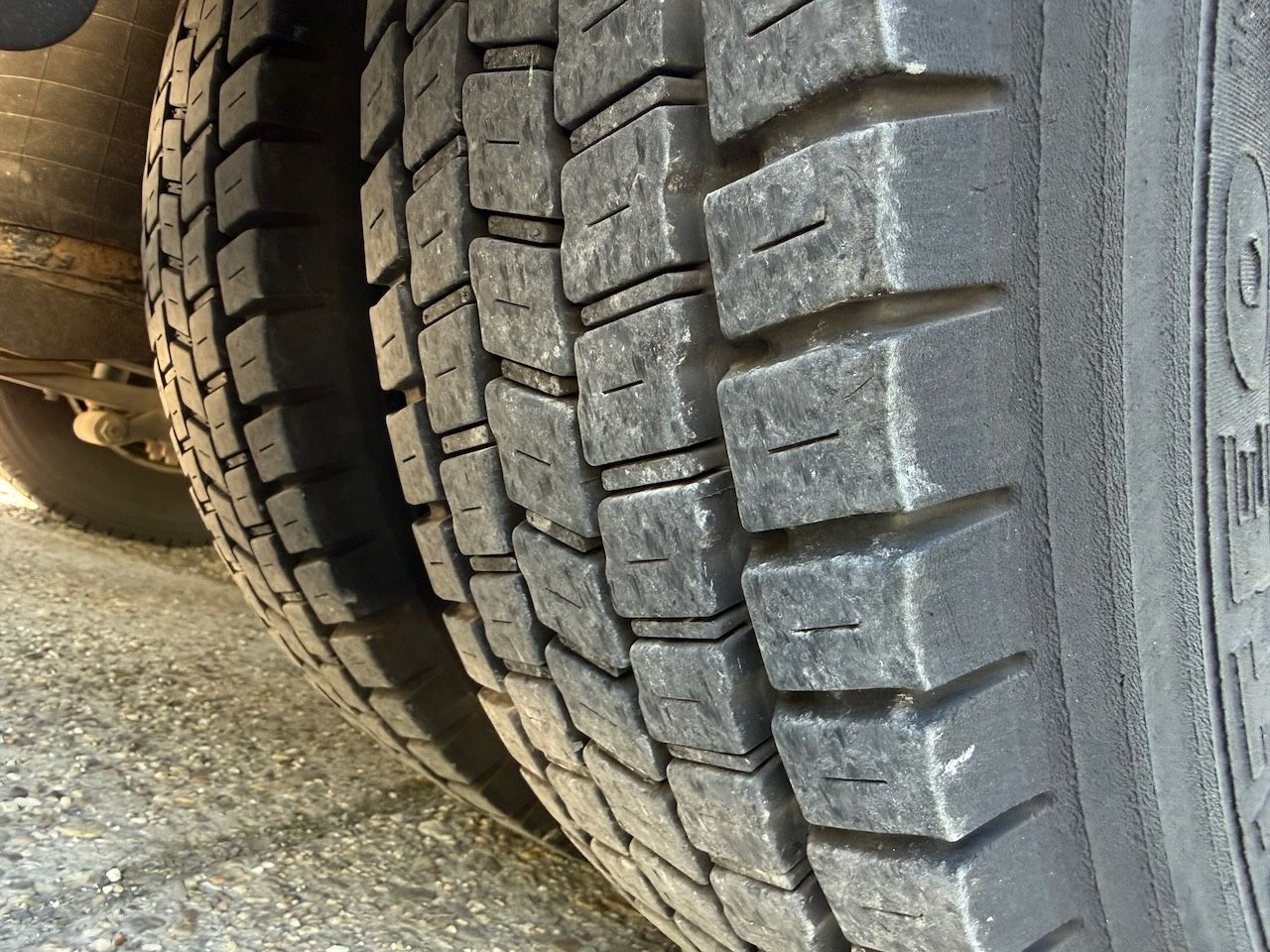 Fahrzeugabbildung Iveco 80e22 Möbel Kofferwagen/Lbw., Klima, luft