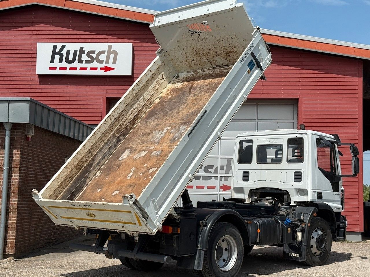 Fahrzeugabbildung Iveco 140E 280 K Kipper 3 Seiten, AHK mit Hydr.