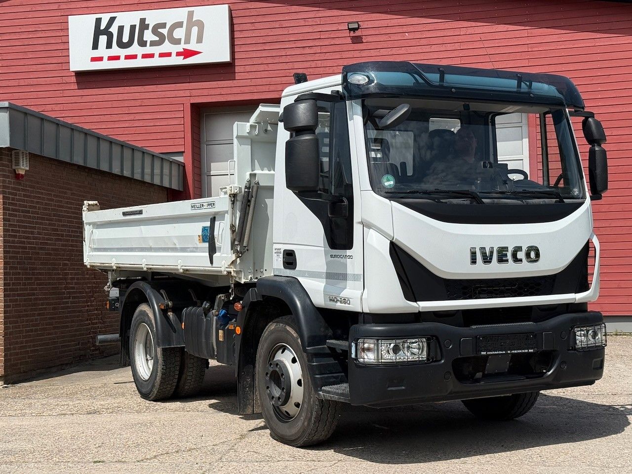 Fahrzeugabbildung Iveco 140E 280 K Kipper 3 Seiten, AHK mit Hydr.