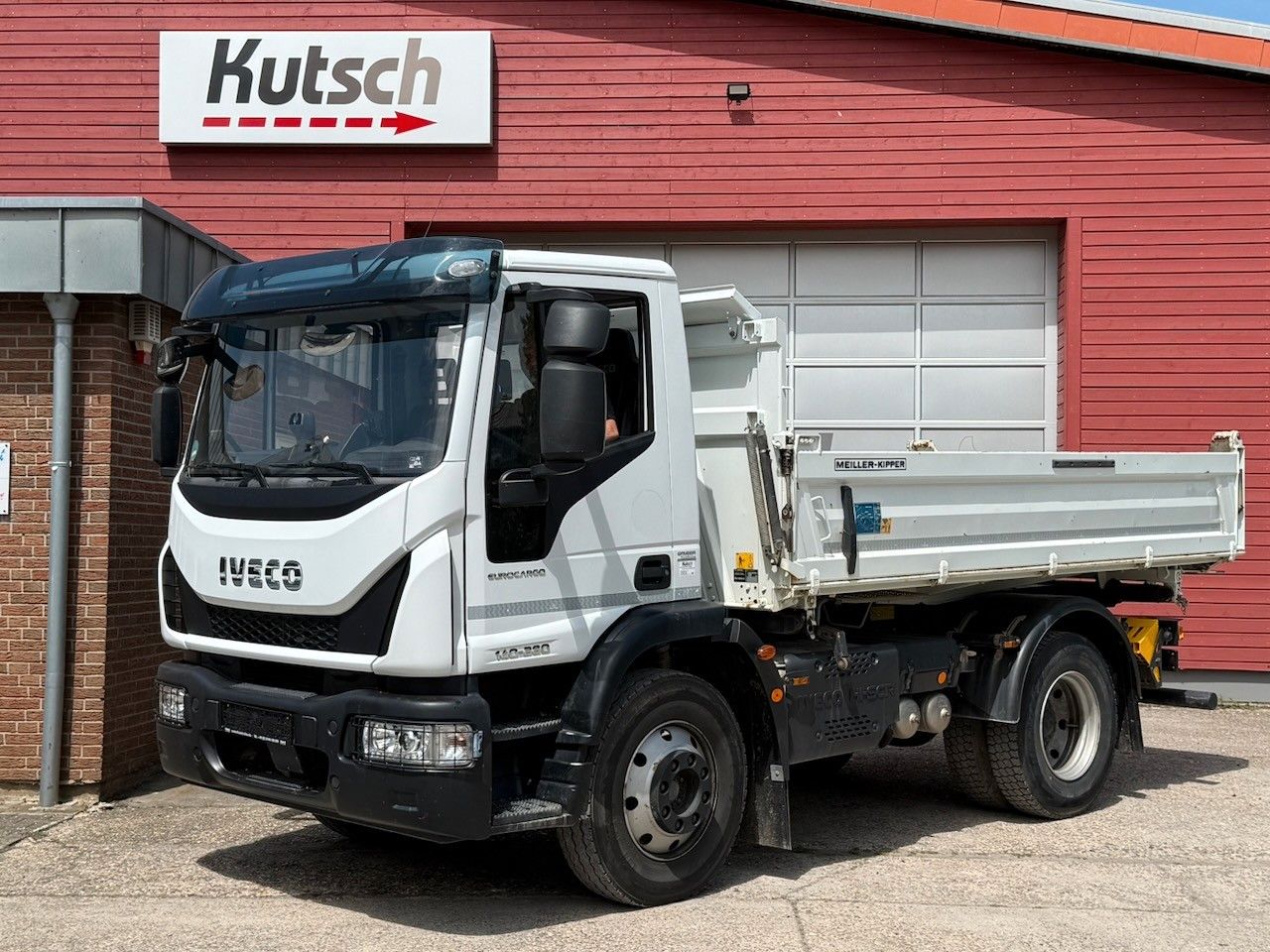 Fahrzeugabbildung Iveco 140E 280 K Kipper 3 Seiten, AHK mit Hydr.